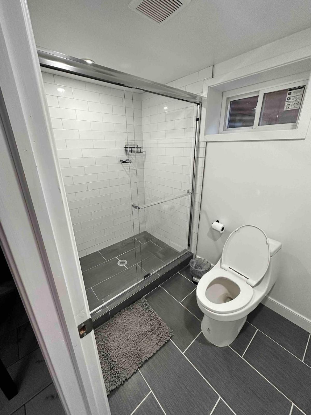 Lovely Basement 1-bedroom With Free Parking Appartement Washington